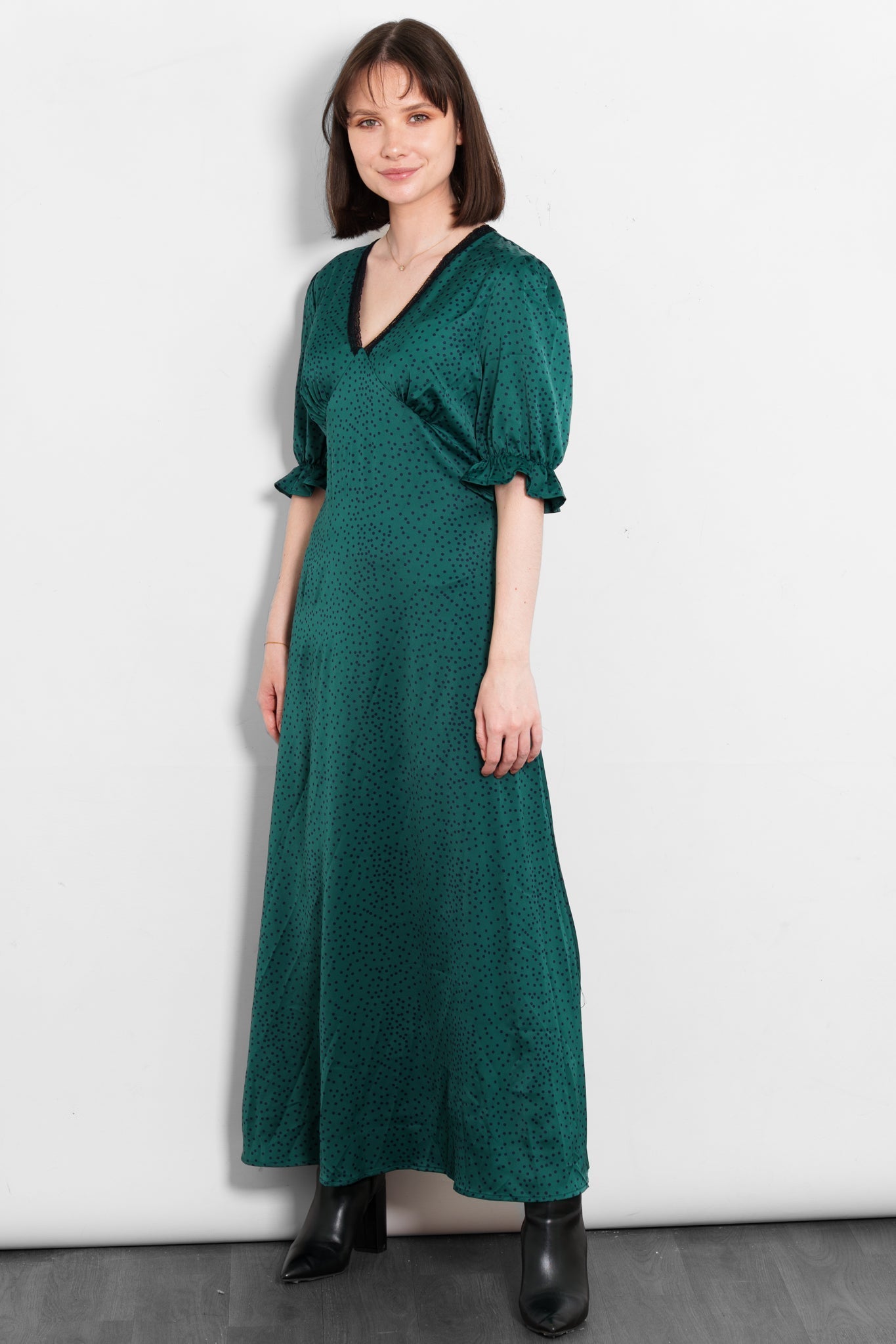 elise-v-neck-tea-dress-green-teal-polka-dot-spotted