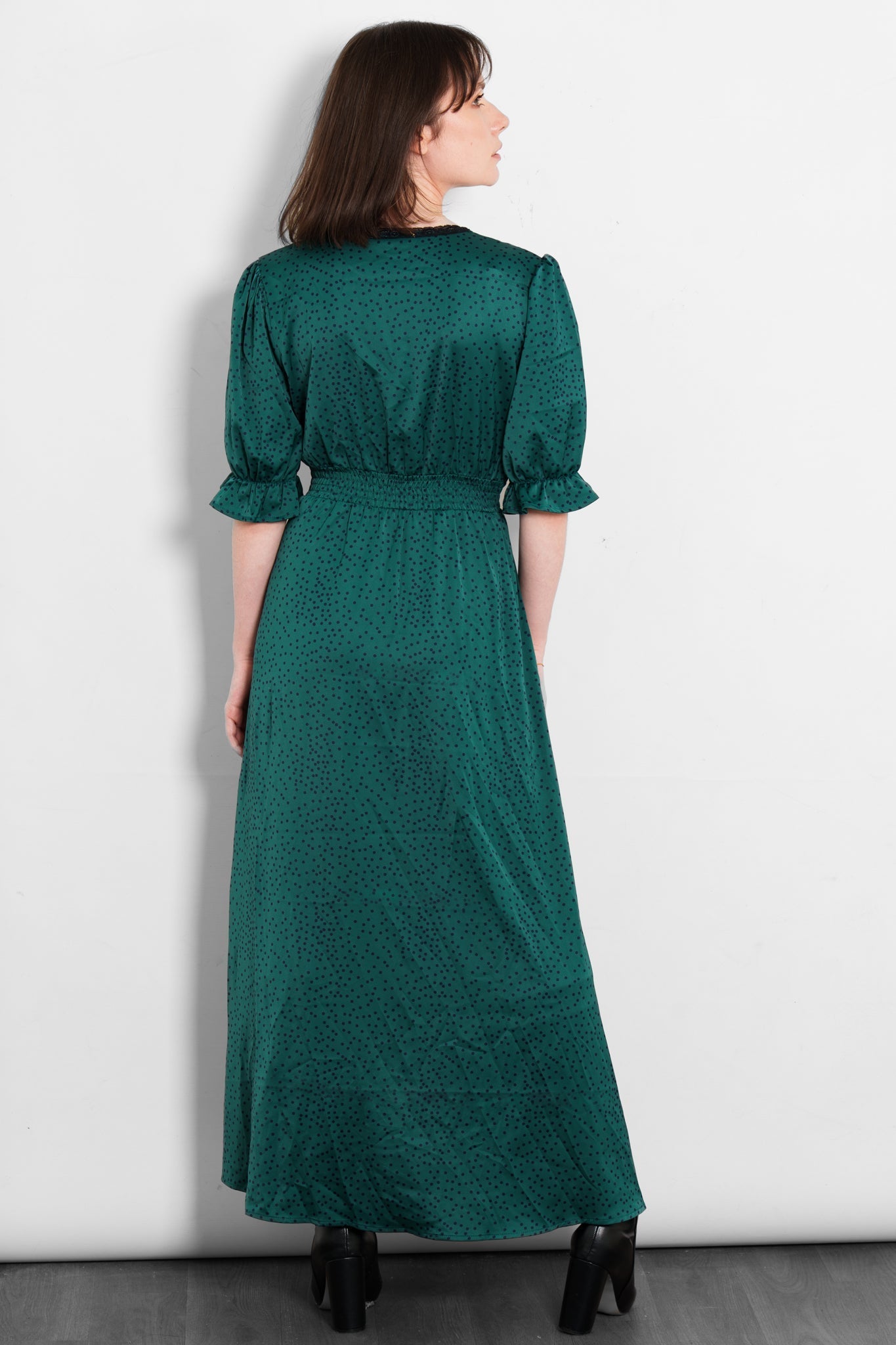 elise-v-neck-tea-dress-green-teal-polka-dot-rear-view-elasticated-waist