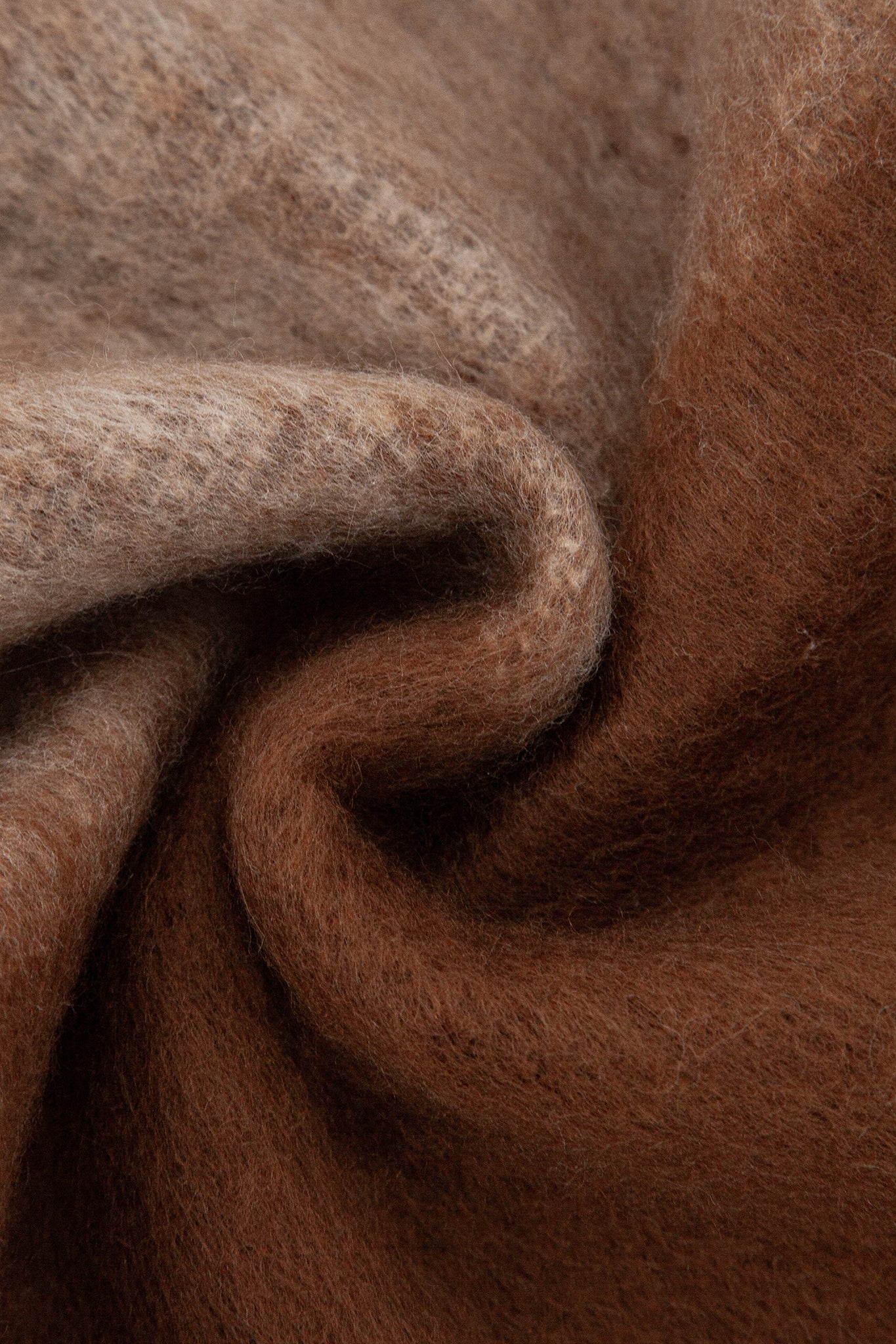 ria-brown-camel-colourblock-heavyweight-scarf-close-up-warm-material