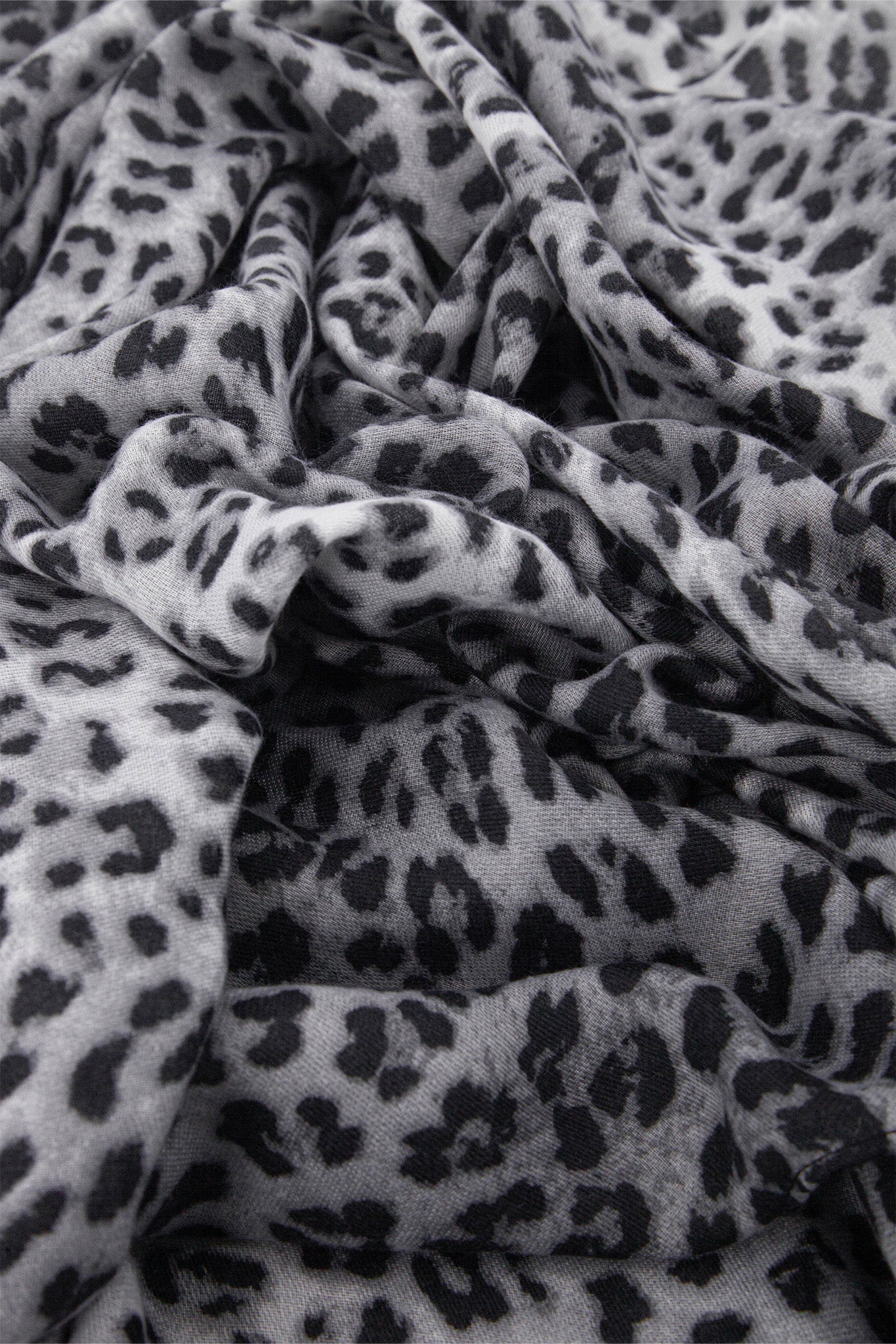 miley-blue-leopard-lightweight-scarf-close-up-soft-material