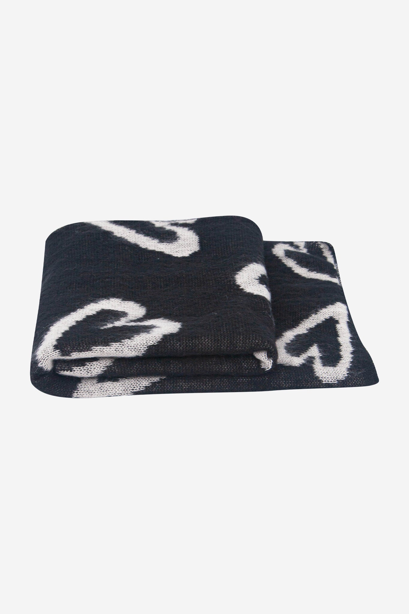 zuri-black-white-sketched-hearts-heavyweight-scarf-folded-winter-weight