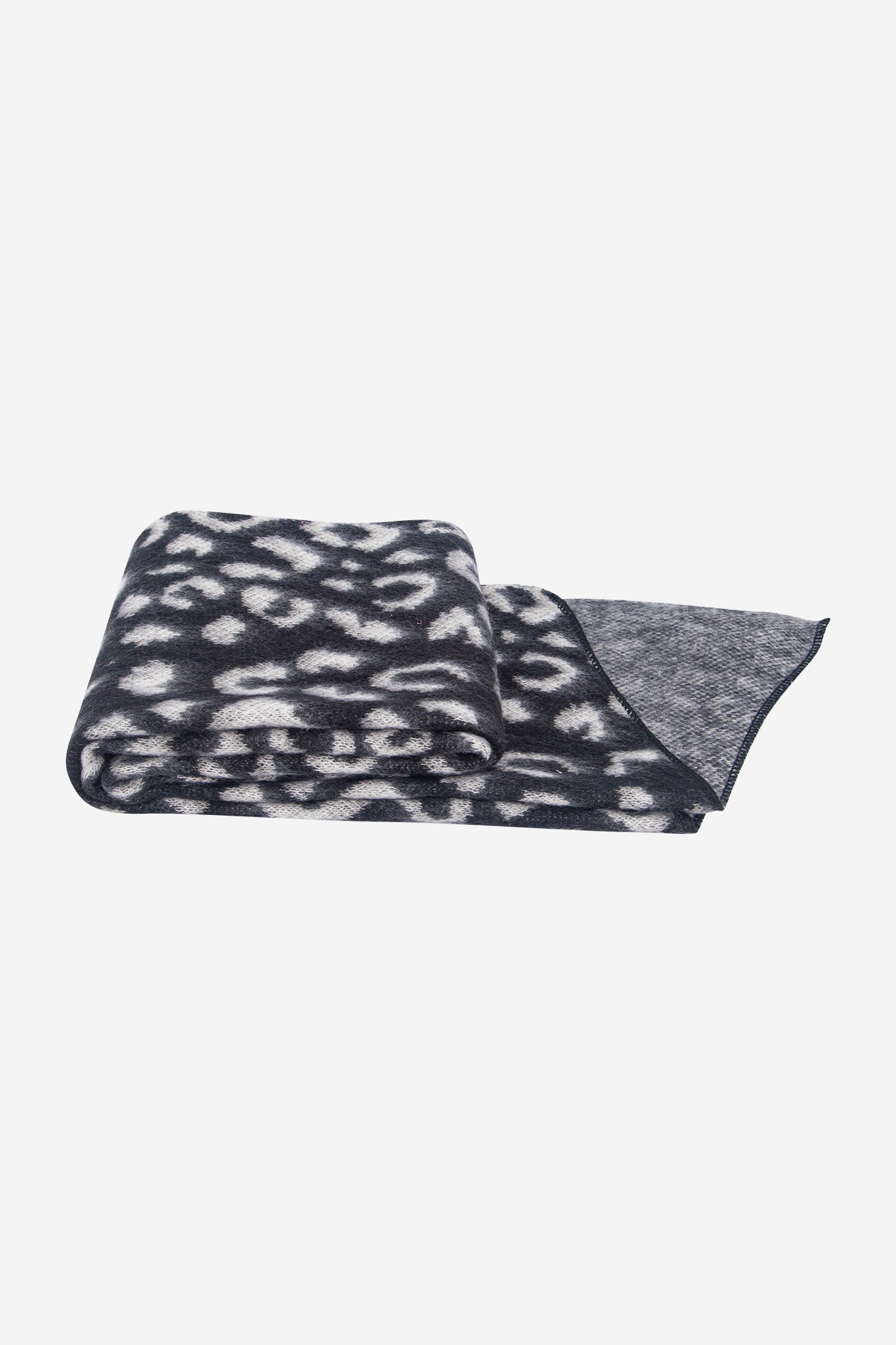 nico-black-white-leopard-heavyweight-scarf-folded-winter-weight