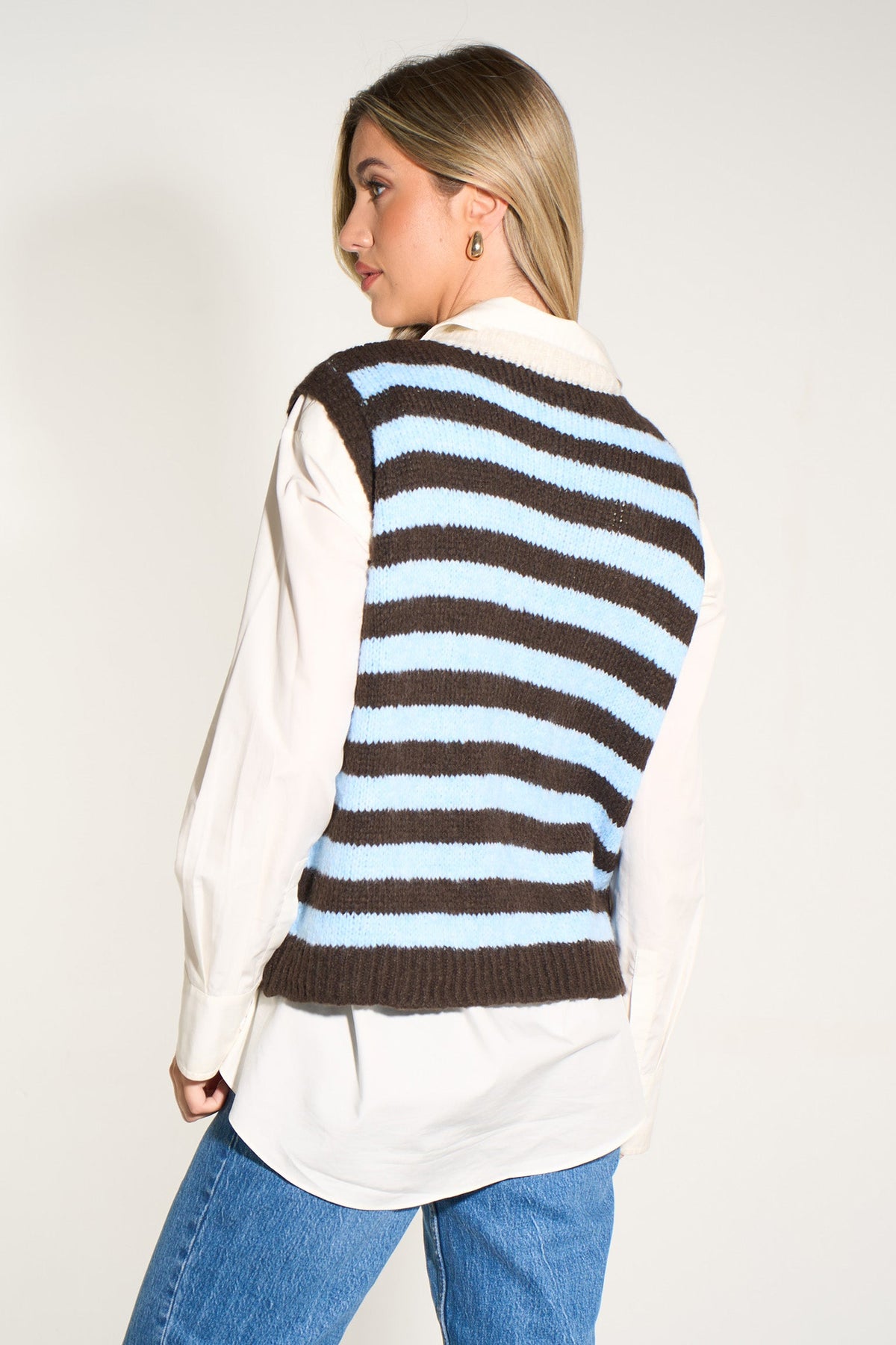 italian-wool-blend-tank-top-in-brown-light-blue-back