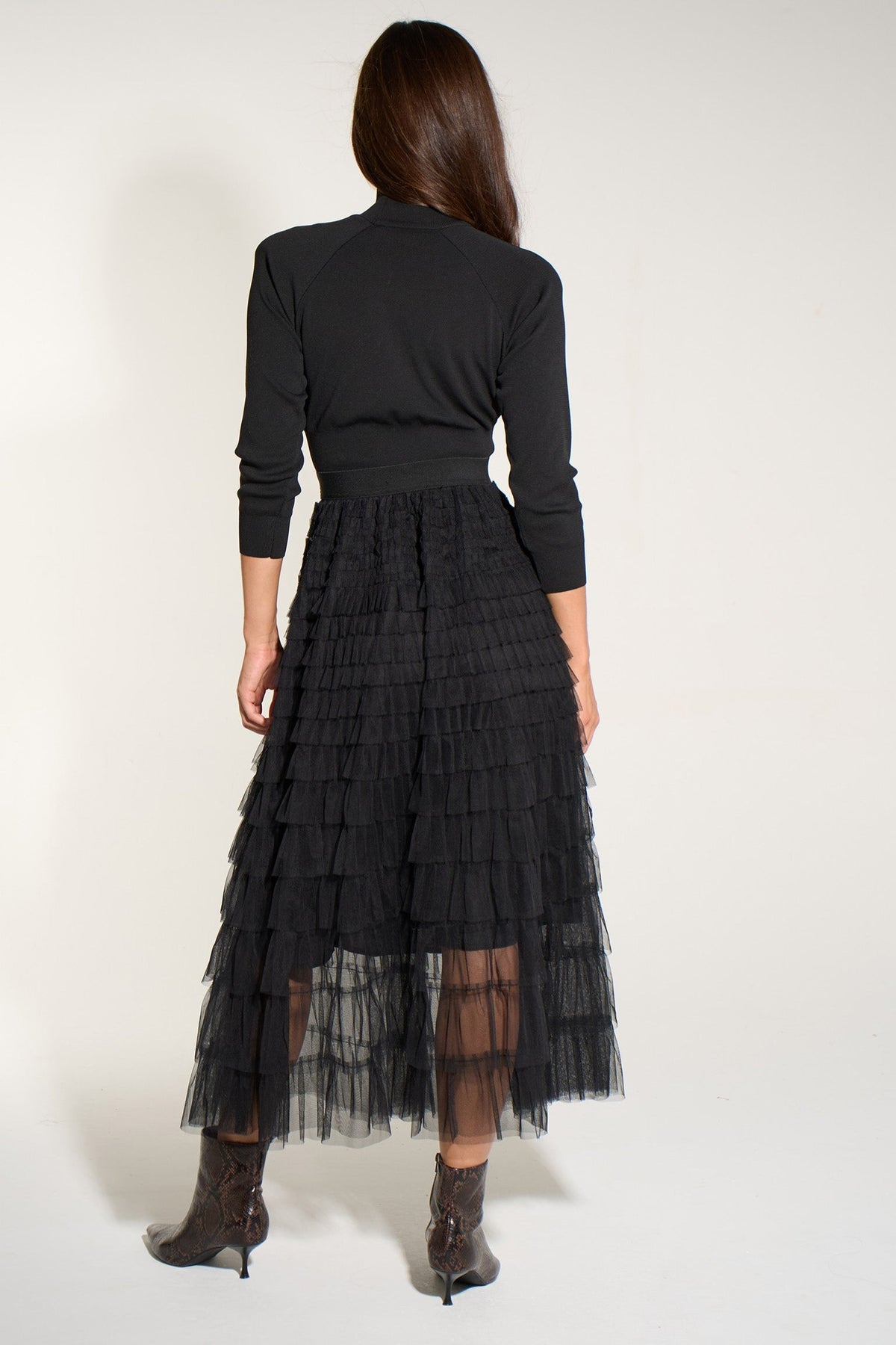 Plain-Cake-Tulle-Maxi-Skirt-in-Black
