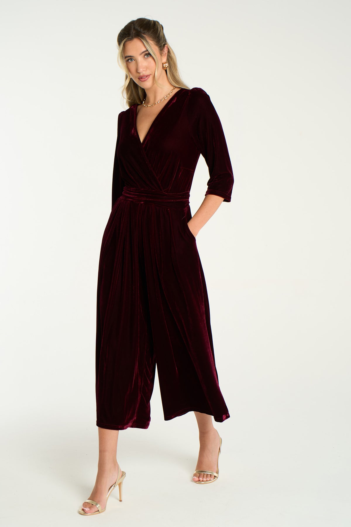 sophia-wide-leg-jumpsuit-berry-velvet