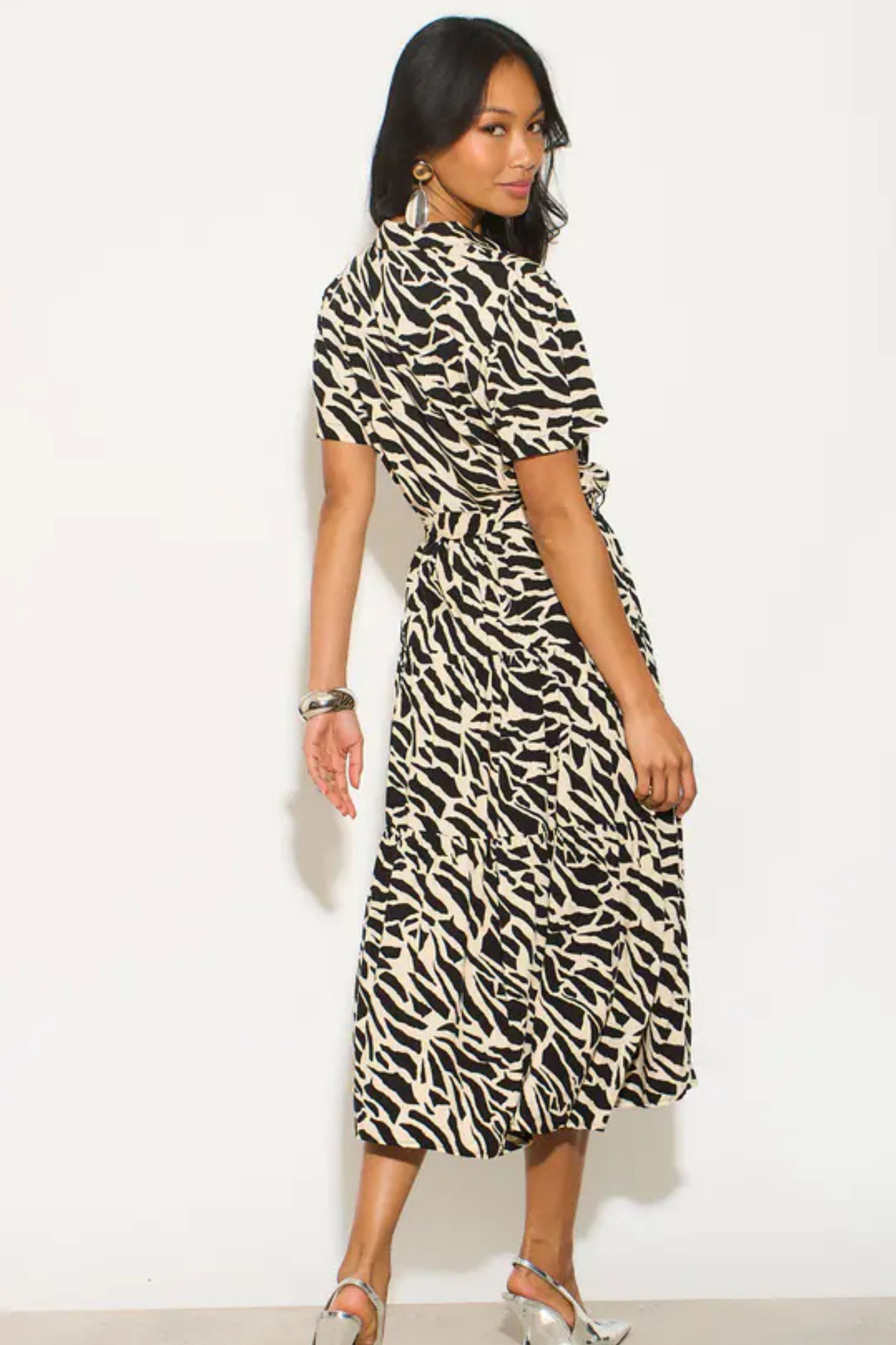 liberty-animal-print-midi-shirt-dress-black-5